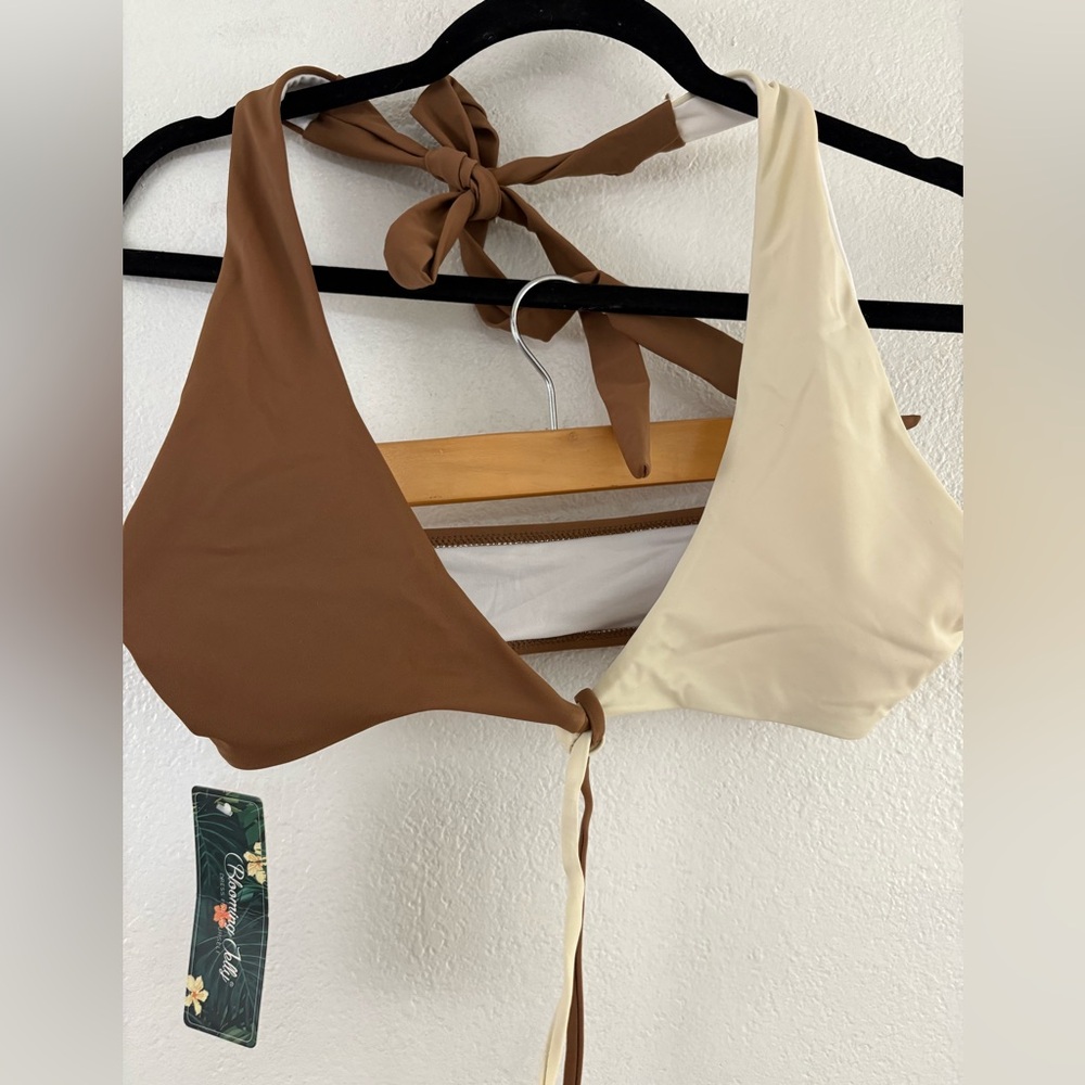 Booming Jelly two tone front tie bikini top size M